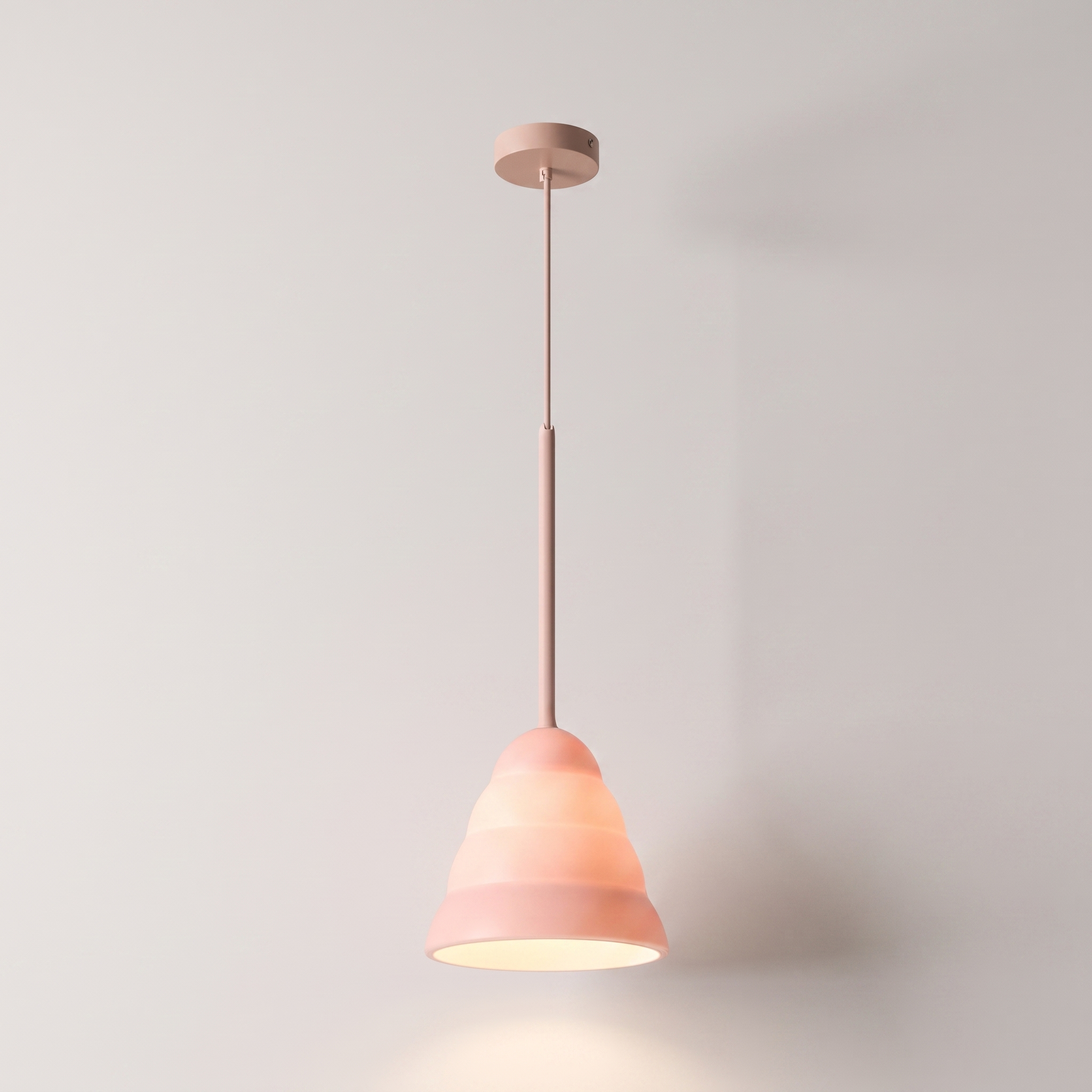 Figora resin arc pendant lamp product shot